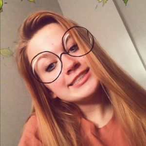 Meet your Posher, Savannah